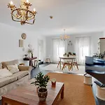 Unique Near Lisbon With Pool & Magical Decor コロイオス