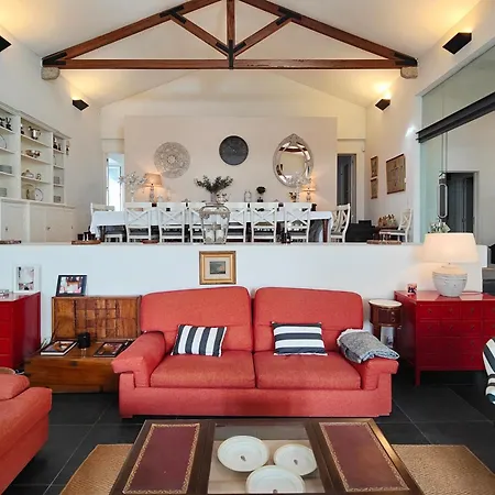 Unique Near Lisbon With Pool & Magical Decor ヴィラ コロイオス